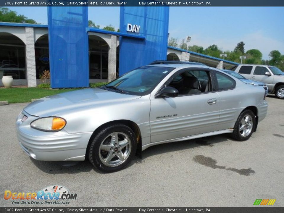 2002 Pontiac Grand Am SE Coupe Galaxy Silver Metallic / Dark Pewter Photo #1