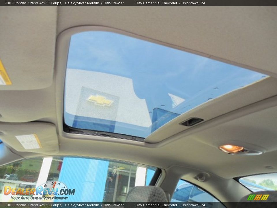 Sunroof of 2002 Pontiac Grand Am SE Coupe Photo #12