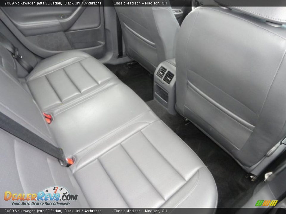 2009 Volkswagen Jetta SE Sedan Black Uni / Anthracite Photo #10