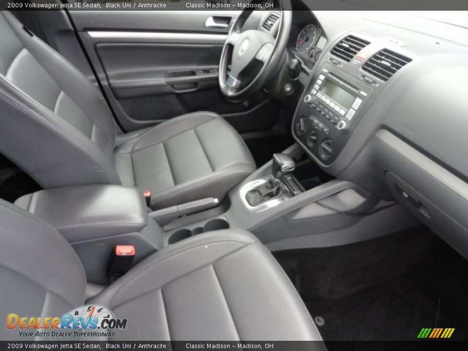 2009 Volkswagen Jetta SE Sedan Black Uni / Anthracite Photo #11