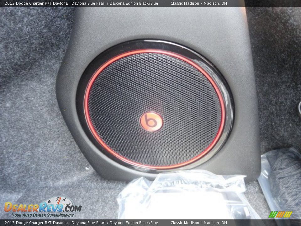 Audio System of 2013 Dodge Charger R/T Daytona Photo #18