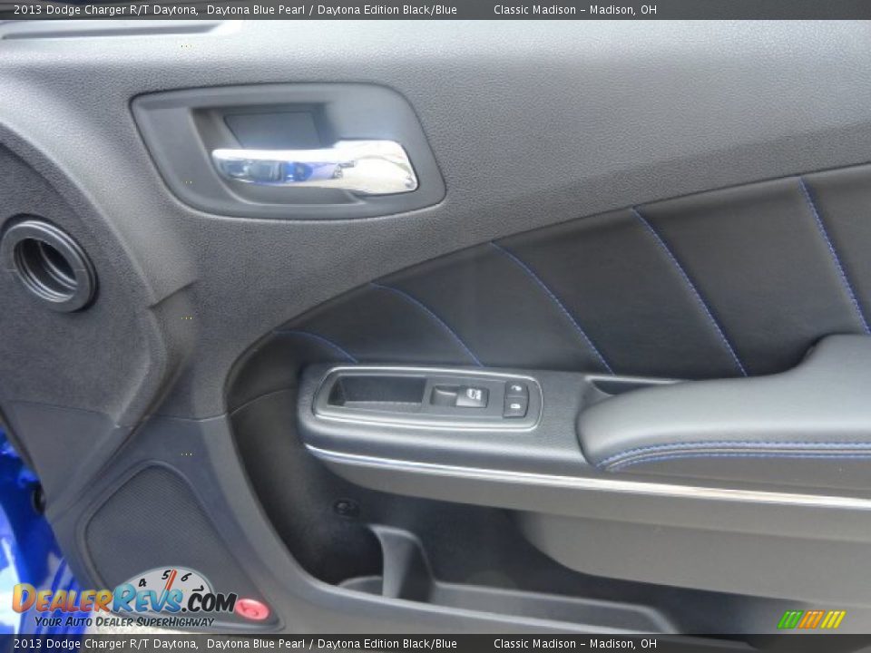 2013 Dodge Charger R/T Daytona Daytona Blue Pearl / Daytona Edition Black/Blue Photo #21