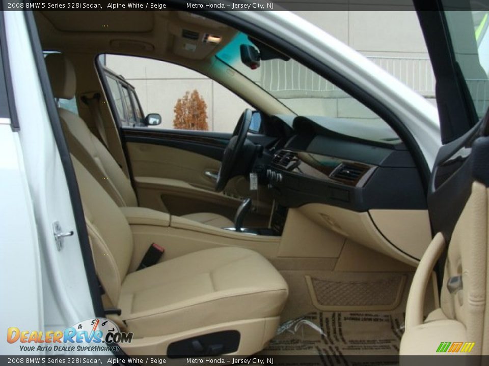 2008 BMW 5 Series 528i Sedan Alpine White / Beige Photo #9