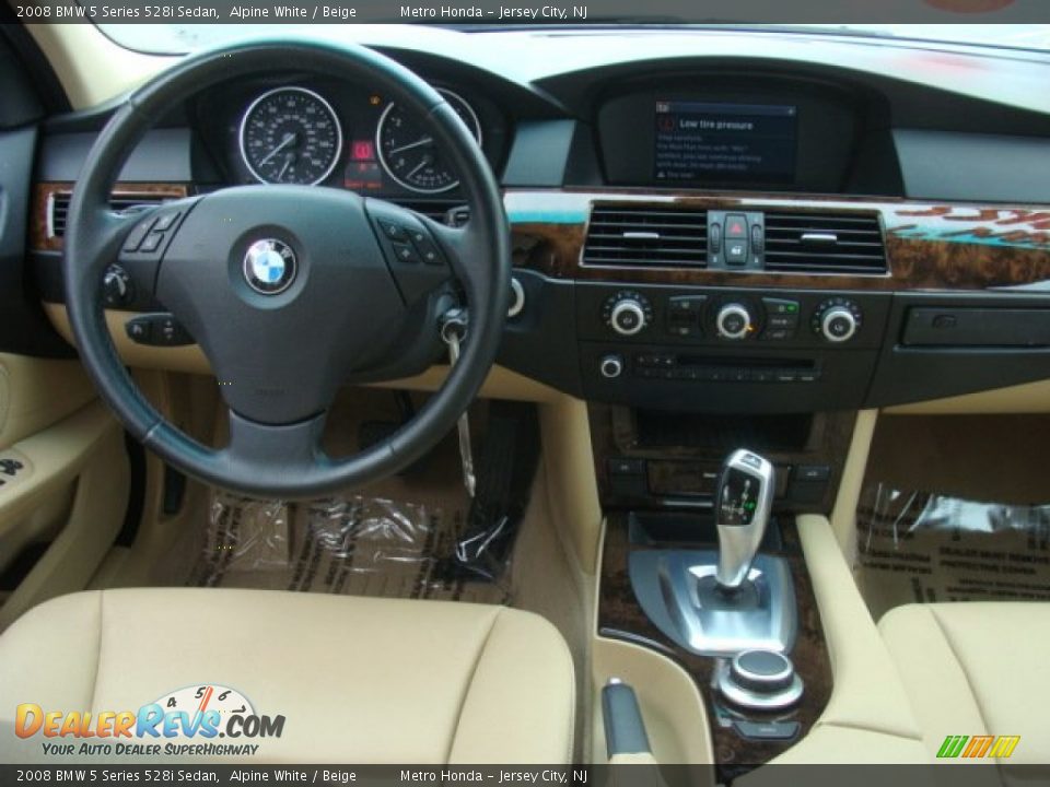 2008 BMW 5 Series 528i Sedan Alpine White / Beige Photo #10