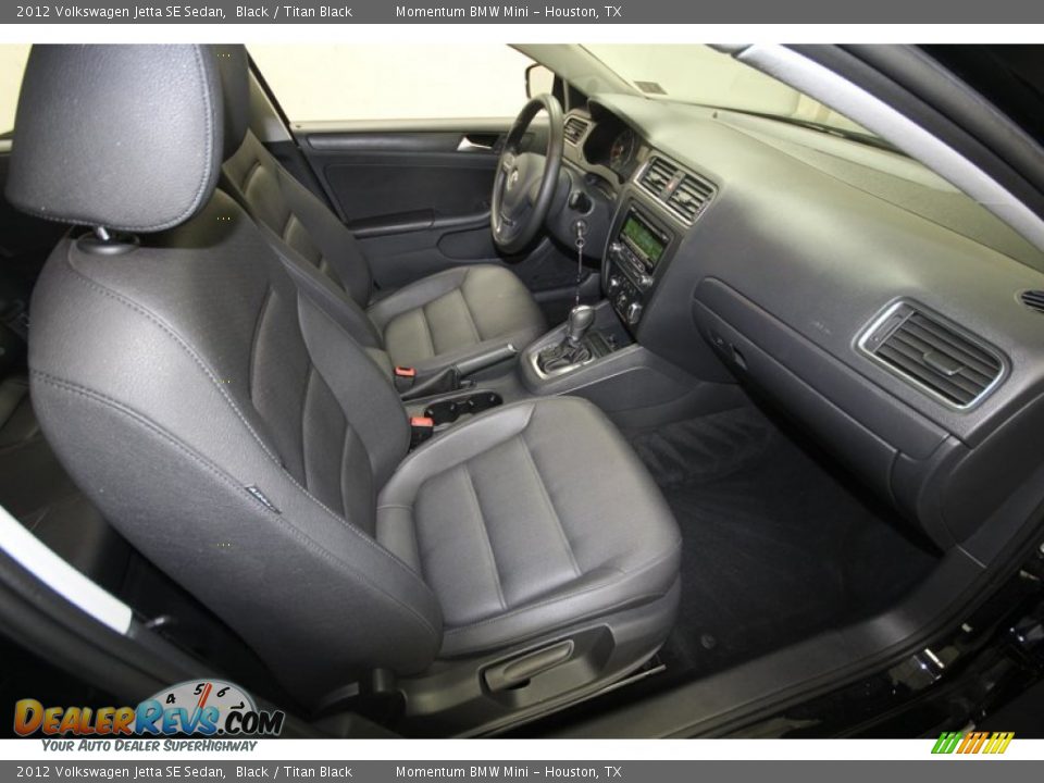 2012 Volkswagen Jetta SE Sedan Black / Titan Black Photo #33