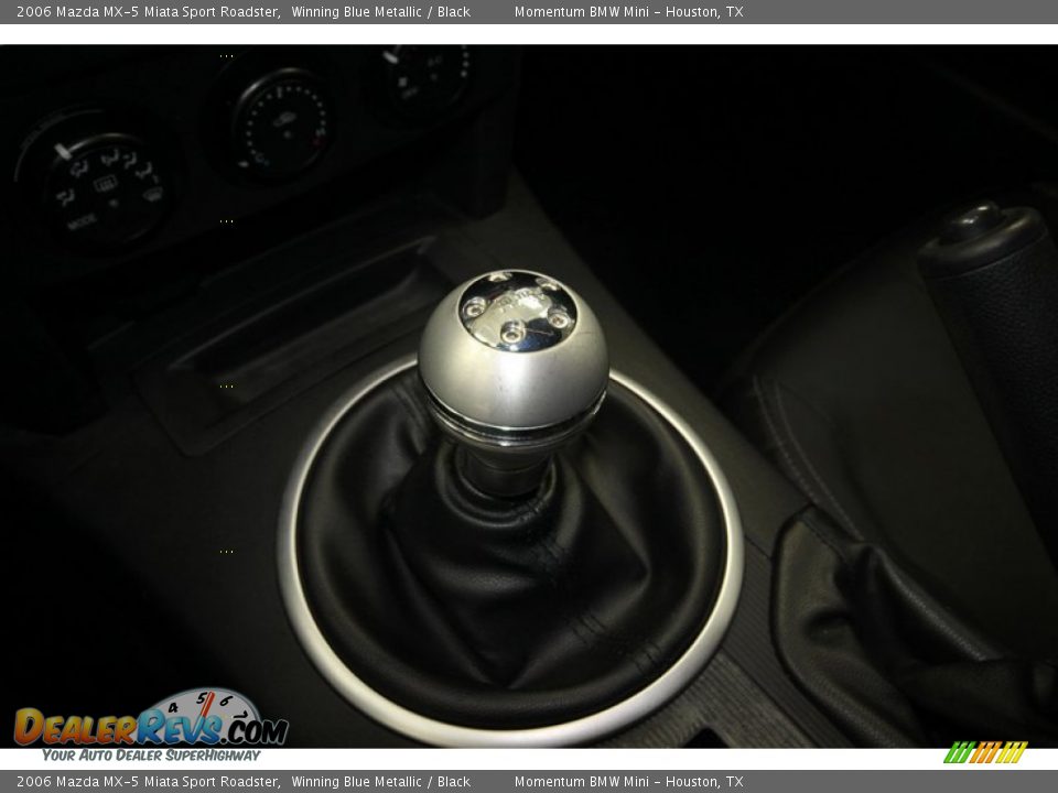 2006 Mazda MX-5 Miata Sport Roadster Shifter Photo #19