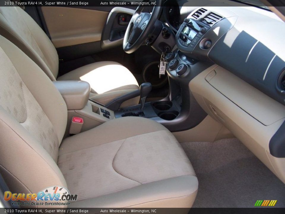 2010 Toyota RAV4 I4 Super White / Sand Beige Photo #13