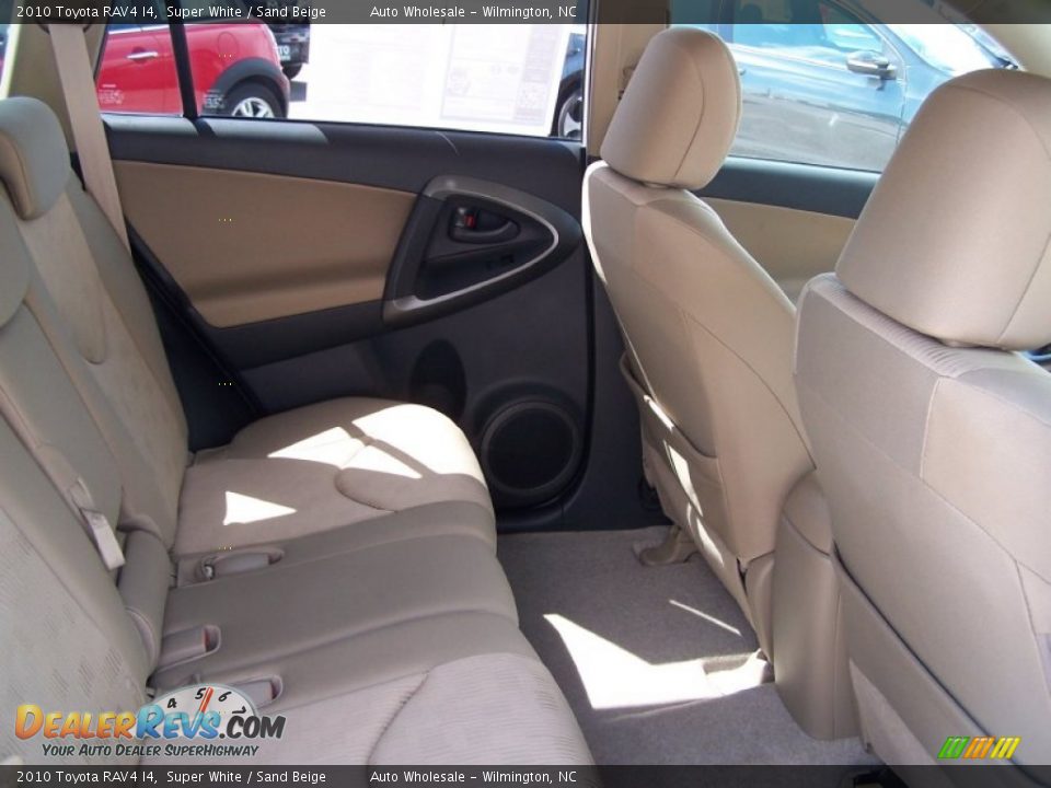 2010 Toyota RAV4 I4 Super White / Sand Beige Photo #14