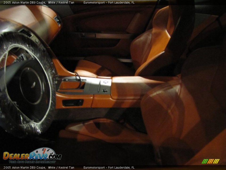 2005 Aston Martin DB9 Coupe White / Kestrel Tan Photo #20