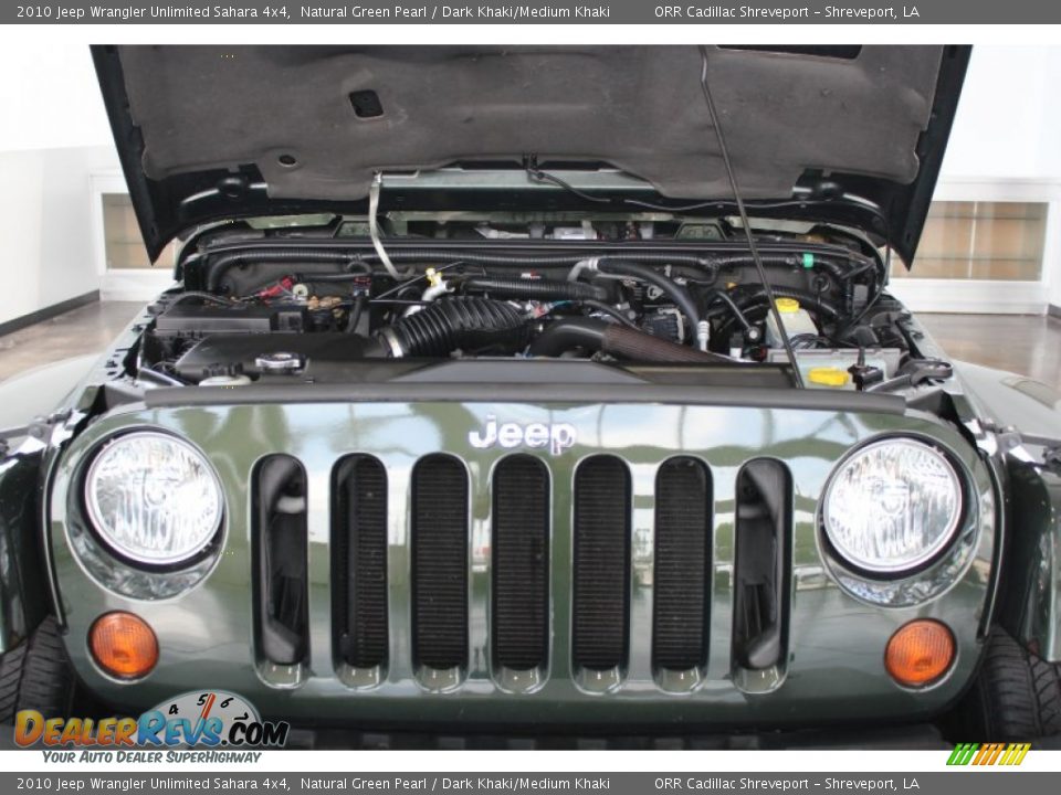 2010 Jeep Wrangler Unlimited Sahara 4x4 Natural Green Pearl / Dark Khaki/Medium Khaki Photo #12