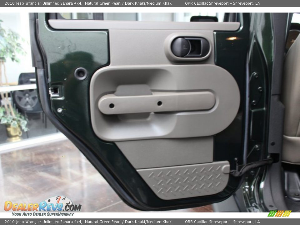 2010 Jeep Wrangler Unlimited Sahara 4x4 Natural Green Pearl / Dark Khaki/Medium Khaki Photo #22