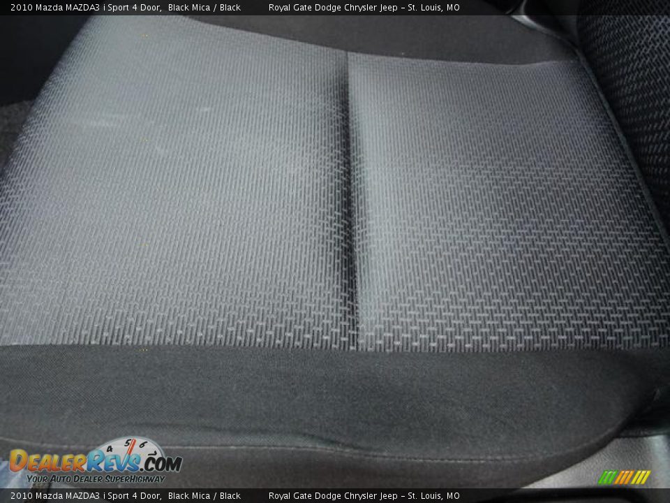 2010 Mazda MAZDA3 i Sport 4 Door Black Mica / Black Photo #16