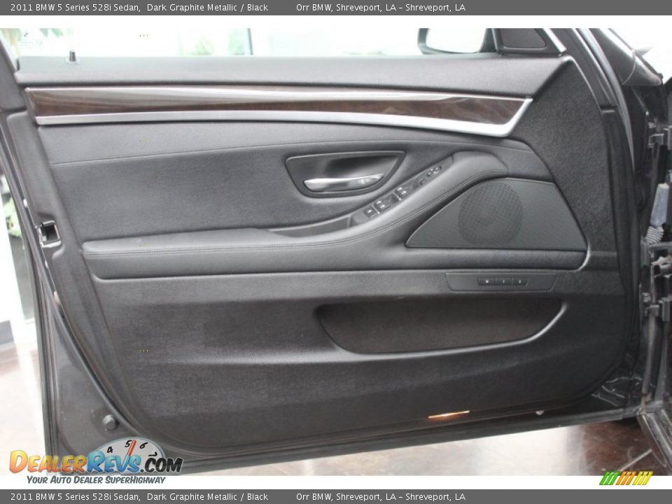 2011 BMW 5 Series 528i Sedan Dark Graphite Metallic / Black Photo #16