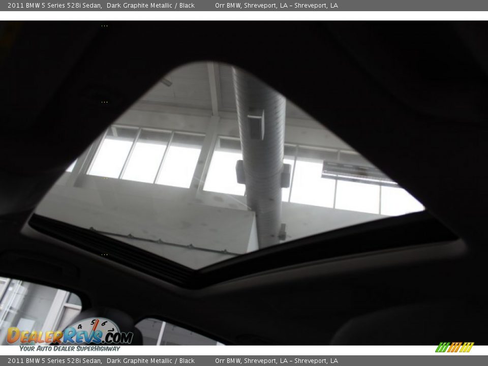 2011 BMW 5 Series 528i Sedan Dark Graphite Metallic / Black Photo #25