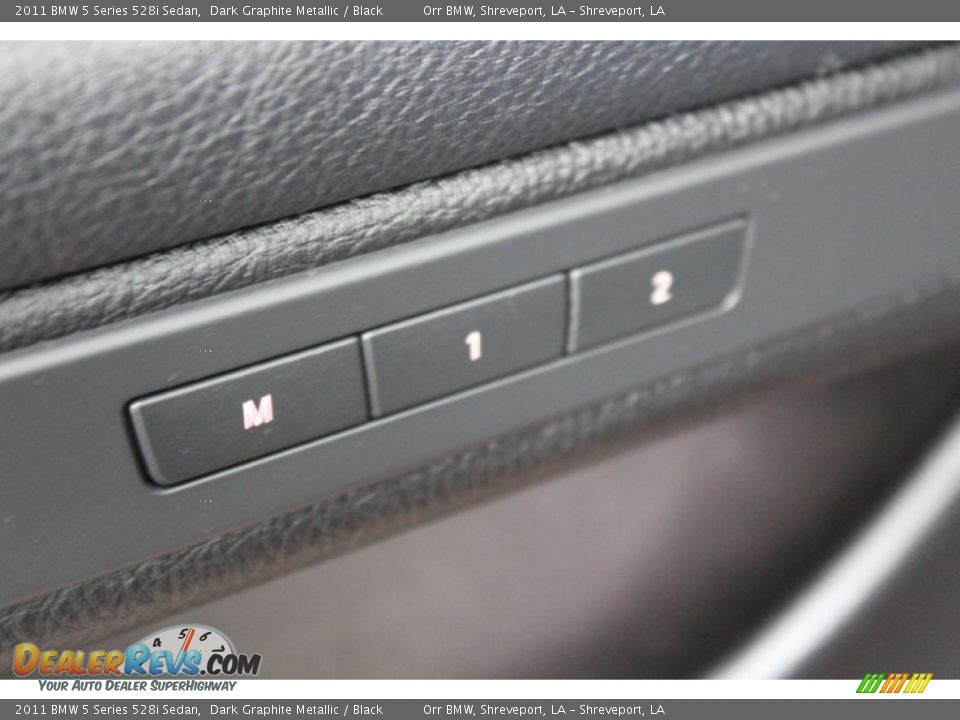 2011 BMW 5 Series 528i Sedan Dark Graphite Metallic / Black Photo #33