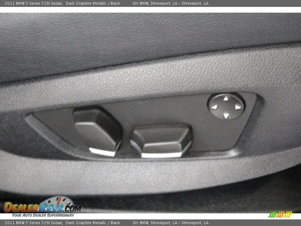 2011 BMW 5 Series 528i Sedan Dark Graphite Metallic / Black Photo #36
