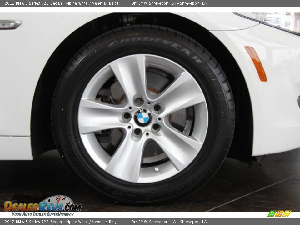 2012 BMW 5 Series 528i Sedan Alpine White / Venetian Beige Photo #12