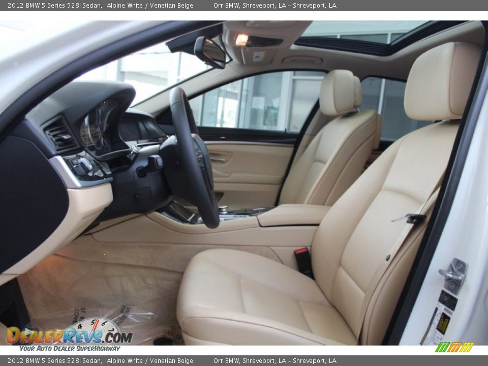 2012 BMW 5 Series 528i Sedan Alpine White / Venetian Beige Photo #17