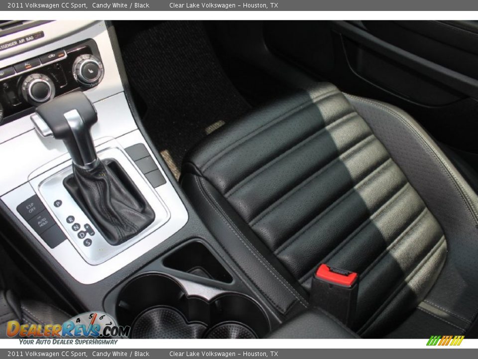 2011 Volkswagen CC Sport Candy White / Black Photo #18