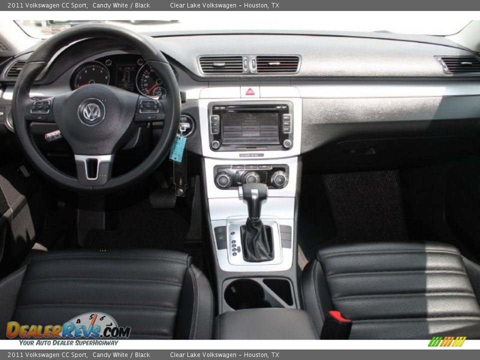 2011 Volkswagen CC Sport Candy White / Black Photo #32