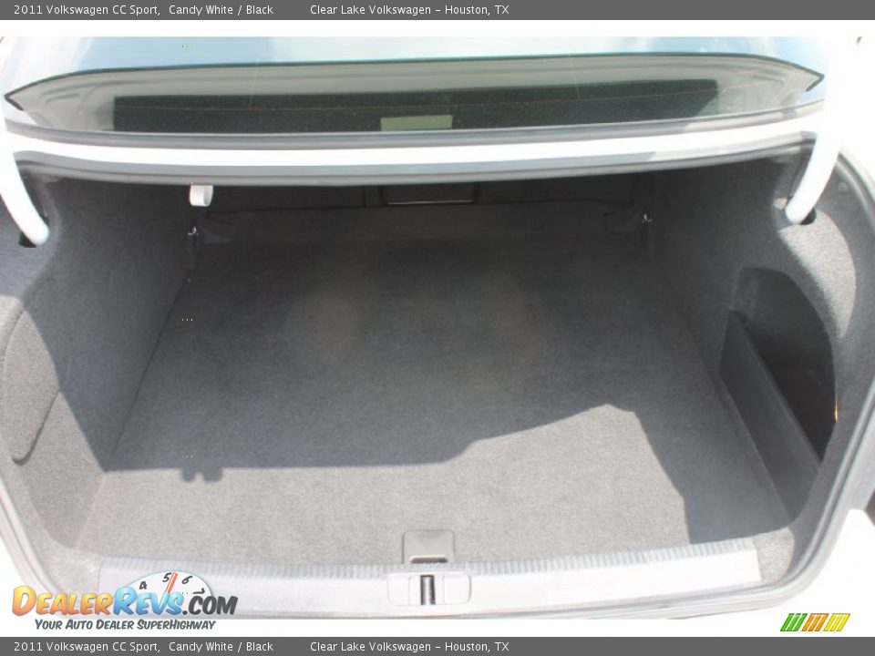 2011 Volkswagen CC Sport Candy White / Black Photo #34