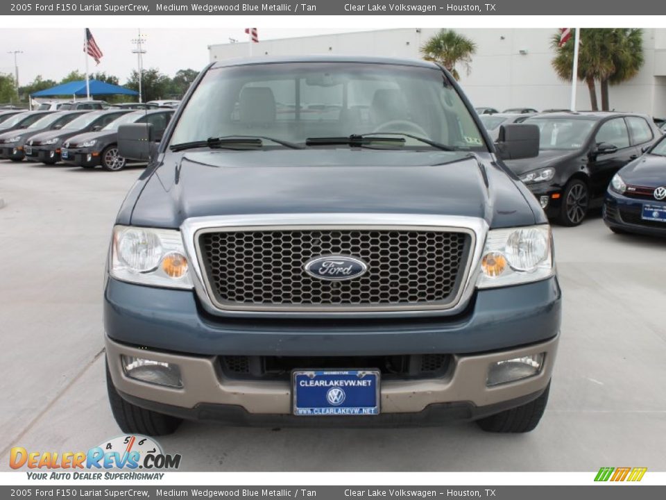 2005 Ford F150 Lariat SuperCrew Medium Wedgewood Blue Metallic / Tan Photo #2