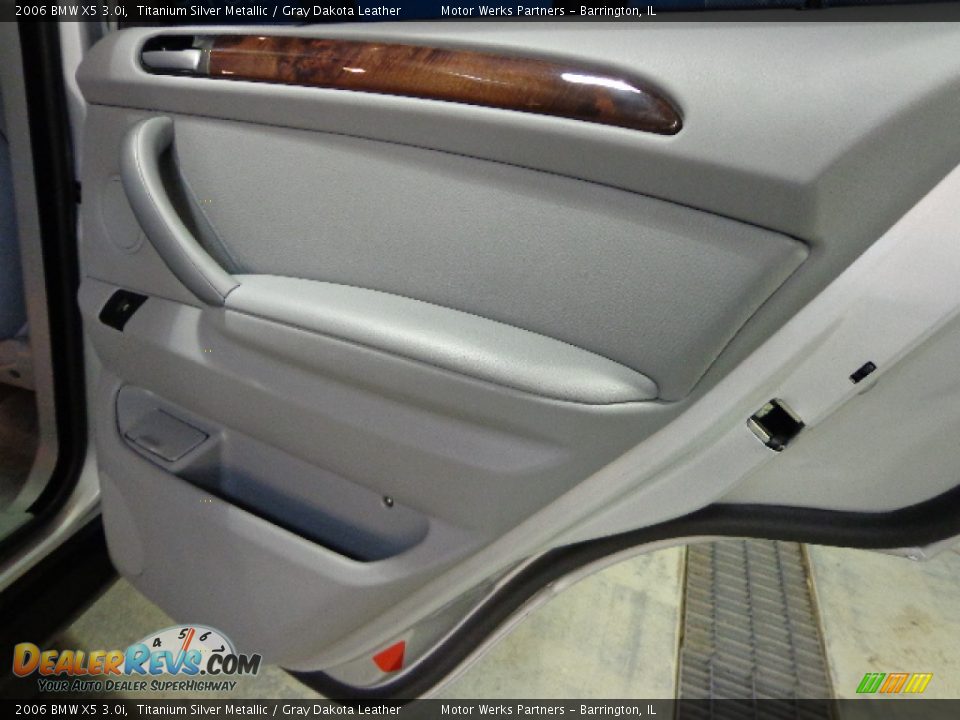 2006 BMW X5 3.0i Titanium Silver Metallic / Gray Dakota Leather Photo #32