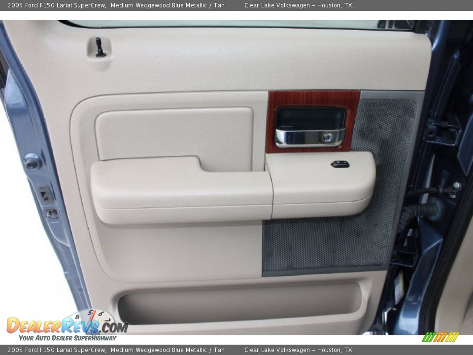2005 Ford F150 Lariat SuperCrew Medium Wedgewood Blue Metallic / Tan Photo #30