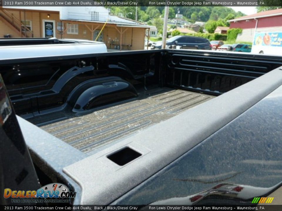 2013 Ram 3500 Tradesman Crew Cab 4x4 Dually Black / Black/Diesel Gray Photo #12