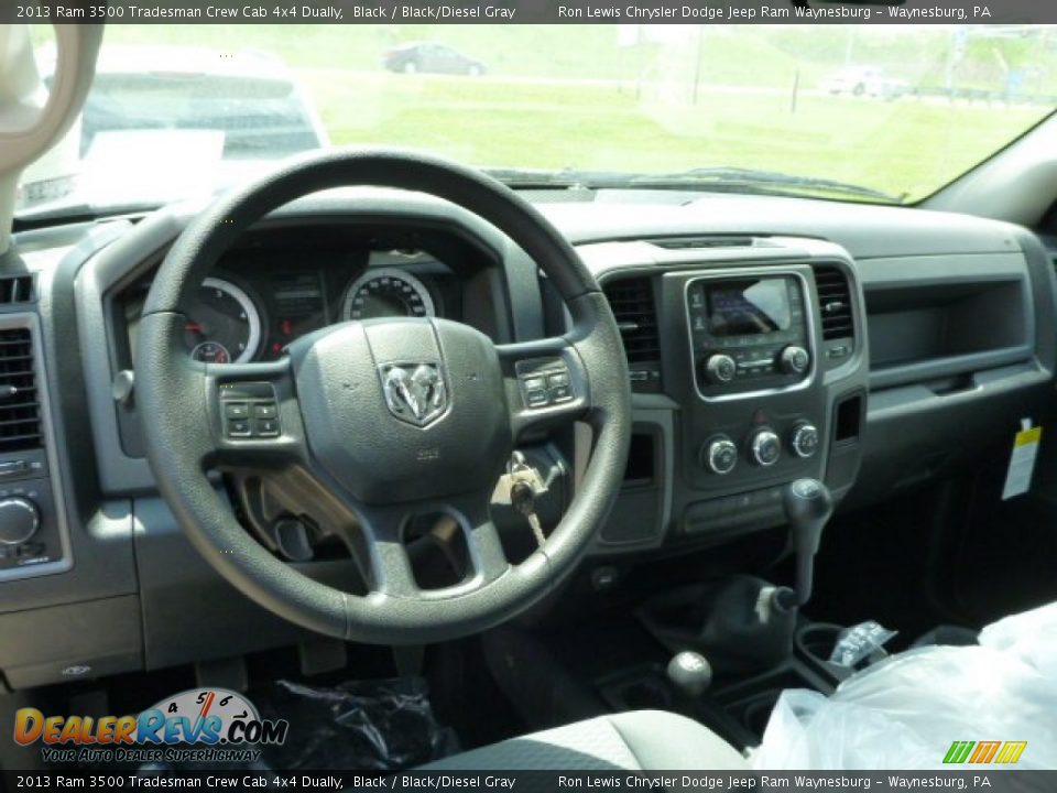 2013 Ram 3500 Tradesman Crew Cab 4x4 Dually Black / Black/Diesel Gray Photo #14