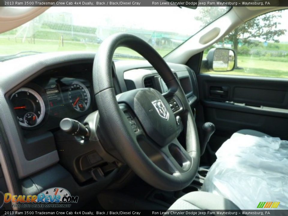 2013 Ram 3500 Tradesman Crew Cab 4x4 Dually Black / Black/Diesel Gray Photo #18