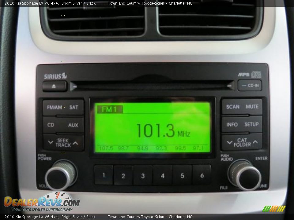 Audio System of 2010 Kia Sportage LX V6 4x4 Photo #14