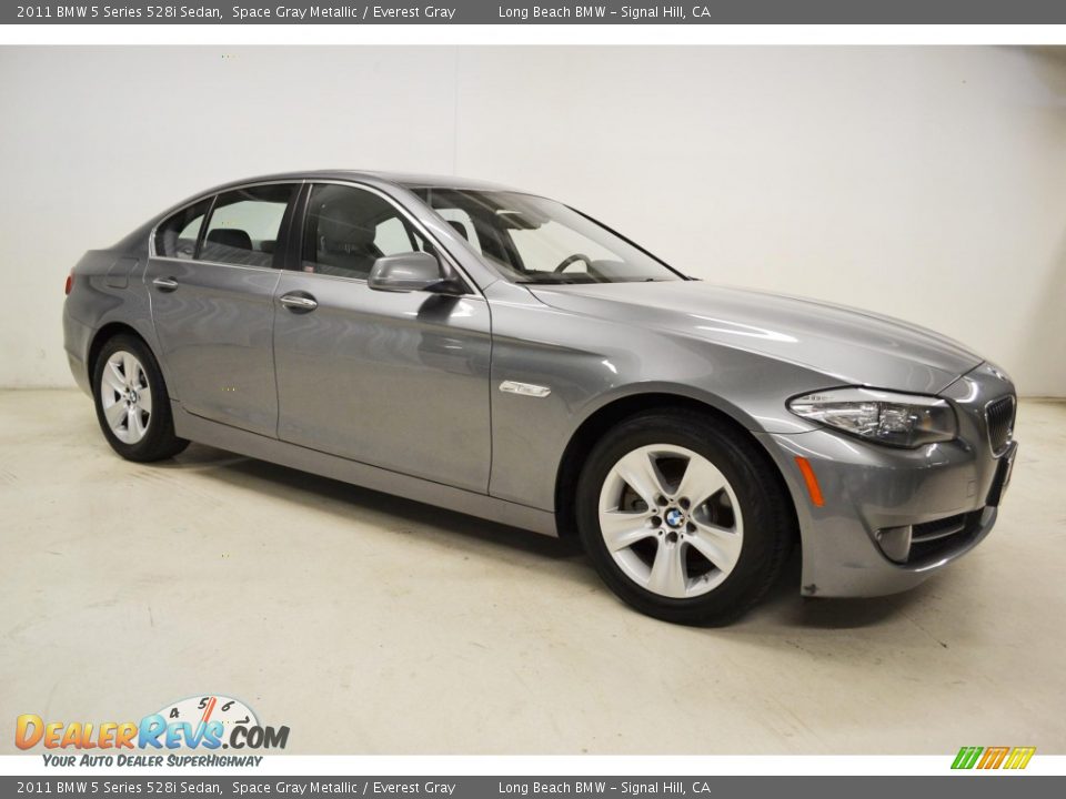 Space Gray Metallic 2011 BMW 5 Series 528i Sedan Photo #2