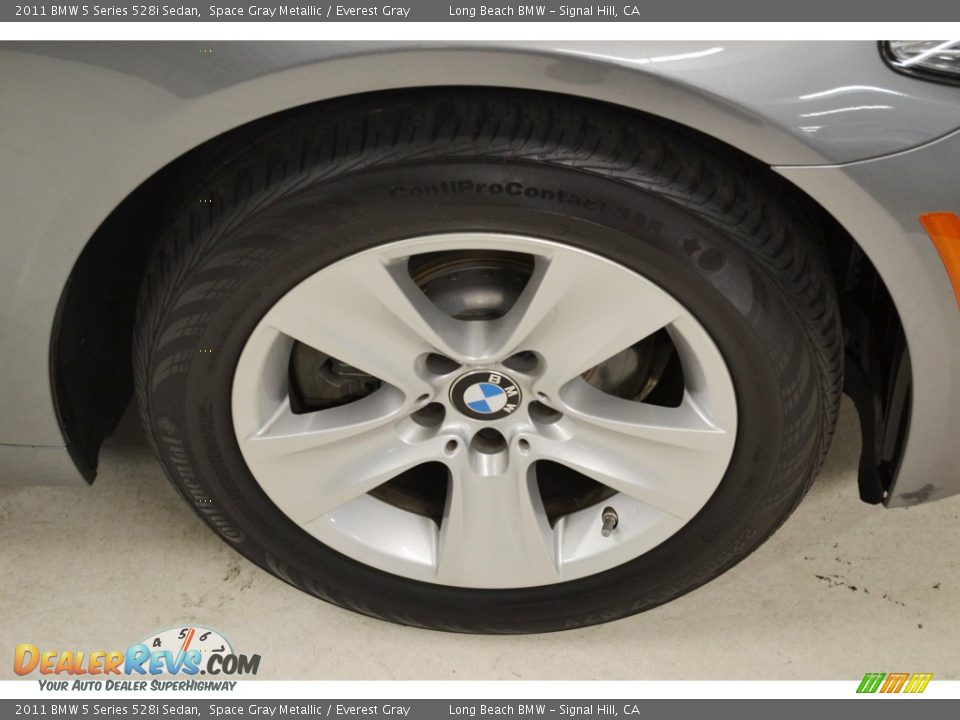 2011 BMW 5 Series 528i Sedan Space Gray Metallic / Everest Gray Photo #3
