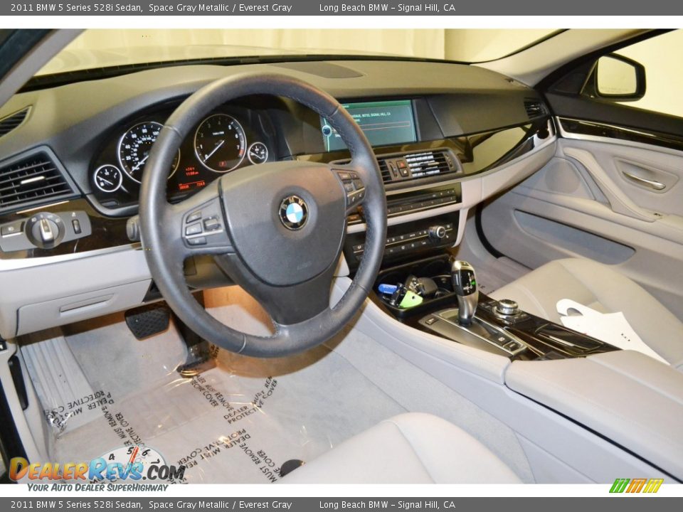 Everest Gray Interior - 2011 BMW 5 Series 528i Sedan Photo #9