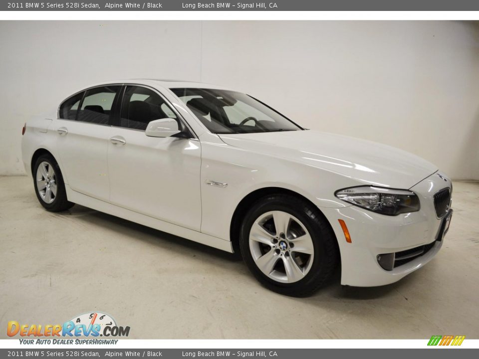 2011 BMW 5 Series 528i Sedan Alpine White / Black Photo #2
