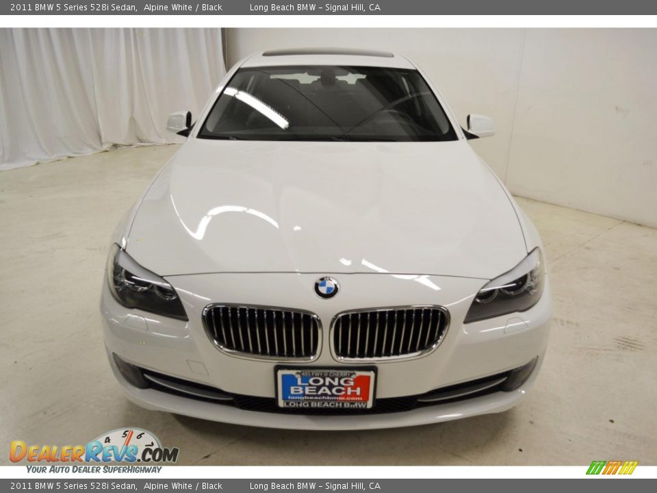 2011 BMW 5 Series 528i Sedan Alpine White / Black Photo #4