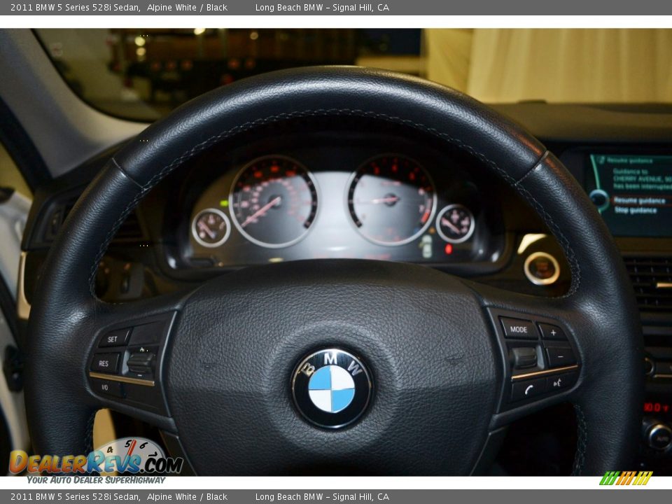 2011 BMW 5 Series 528i Sedan Alpine White / Black Photo #19