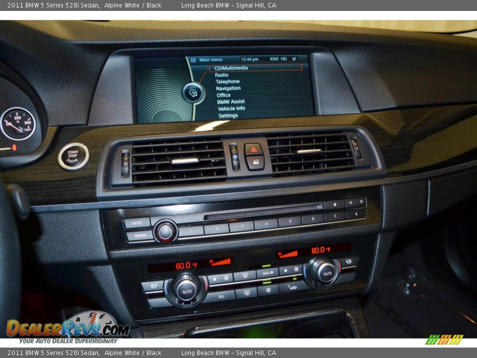 2011 BMW 5 Series 528i Sedan Alpine White / Black Photo #21