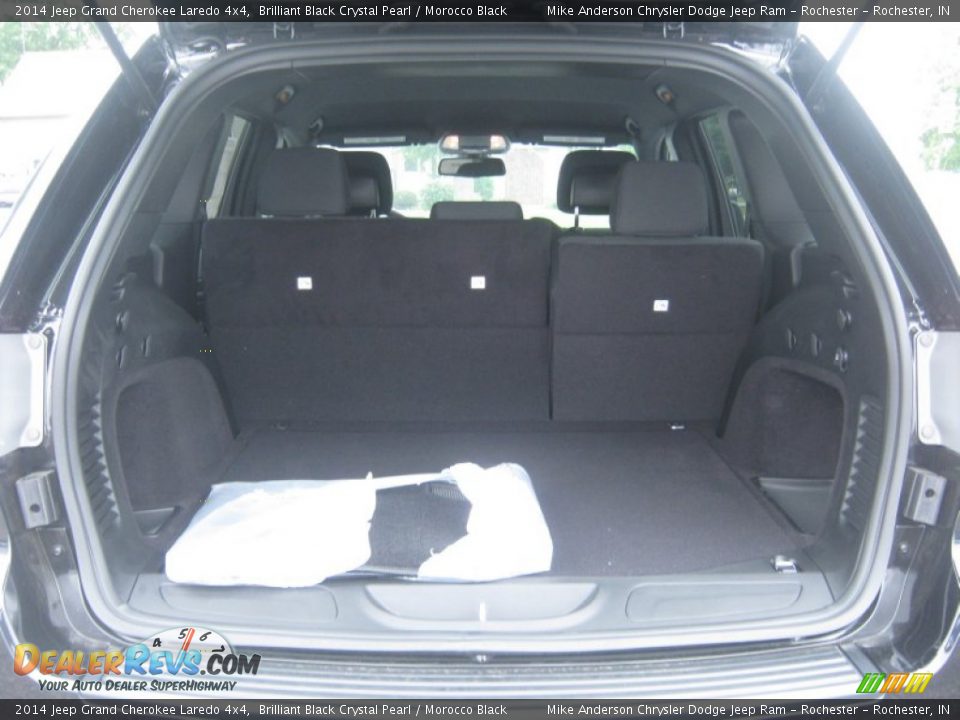 2014 Jeep Grand Cherokee Laredo 4x4 Brilliant Black Crystal Pearl / Morocco Black Photo #16
