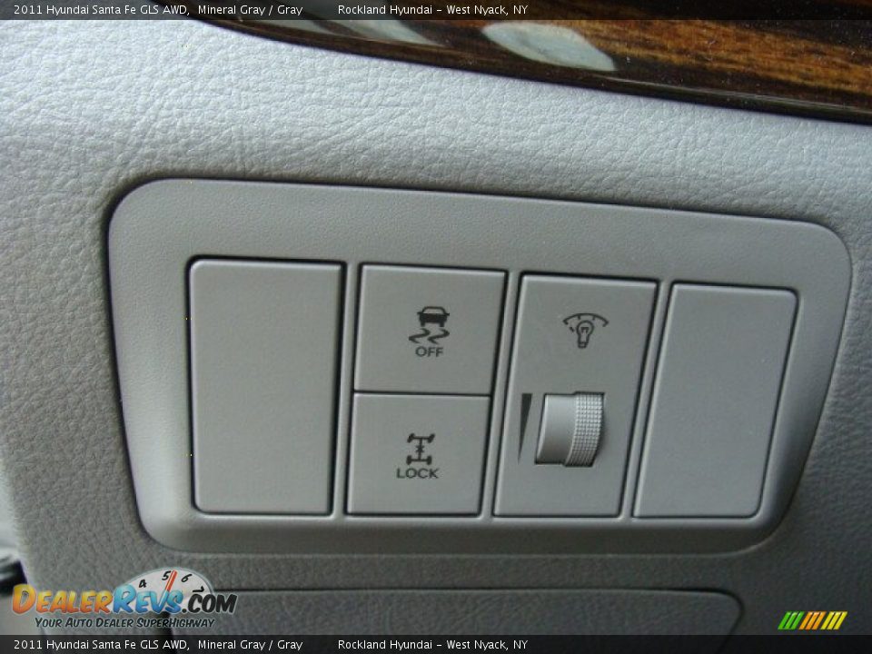 2011 Hyundai Santa Fe GLS AWD Mineral Gray / Gray Photo #12