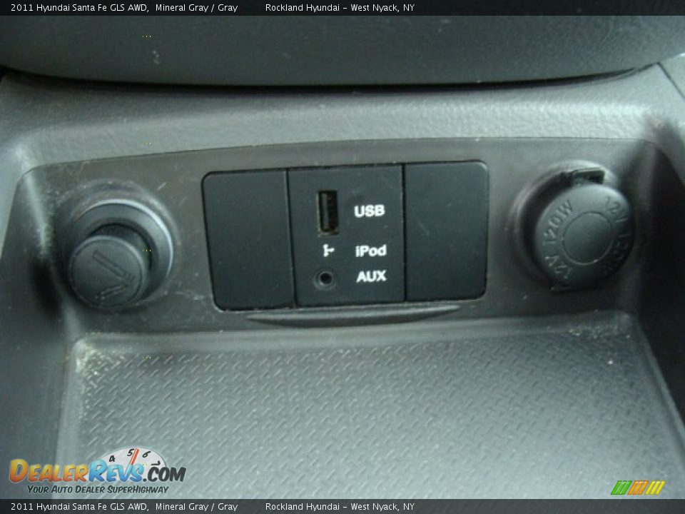 2011 Hyundai Santa Fe GLS AWD Mineral Gray / Gray Photo #18