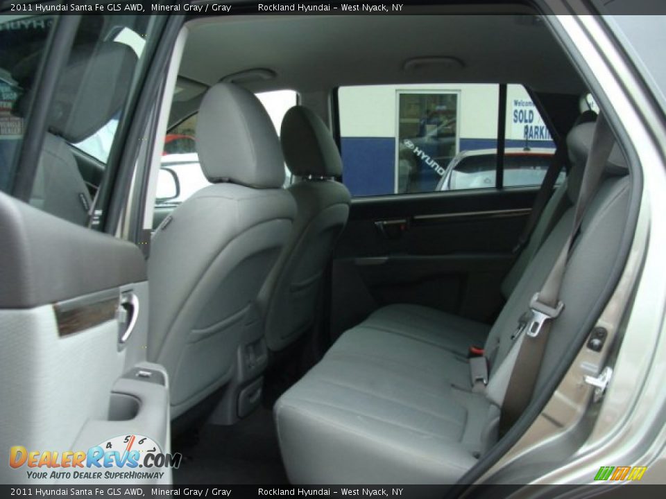 2011 Hyundai Santa Fe GLS AWD Mineral Gray / Gray Photo #20
