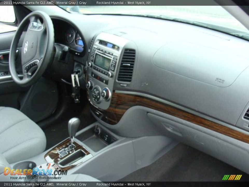 2011 Hyundai Santa Fe GLS AWD Mineral Gray / Gray Photo #25