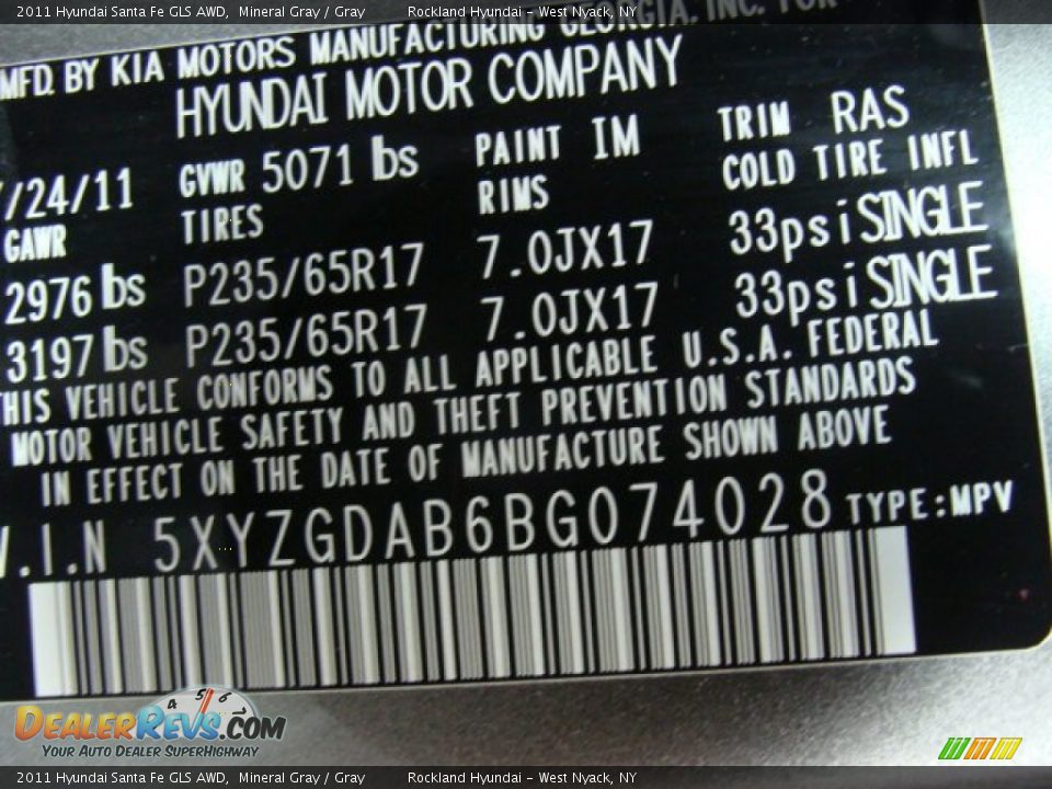 2011 Hyundai Santa Fe GLS AWD Mineral Gray / Gray Photo #31