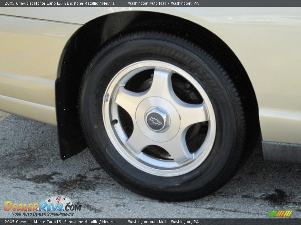 2005 Chevrolet Monte Carlo LS Sandstone Metallic / Neutral Photo #3