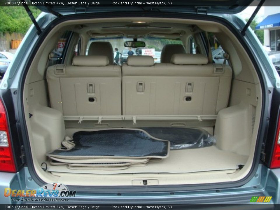 2006 Hyundai Tucson Limited 4x4 Desert Sage / Beige Photo #19