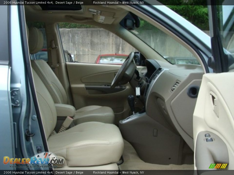 2006 Hyundai Tucson Limited 4x4 Desert Sage / Beige Photo #24