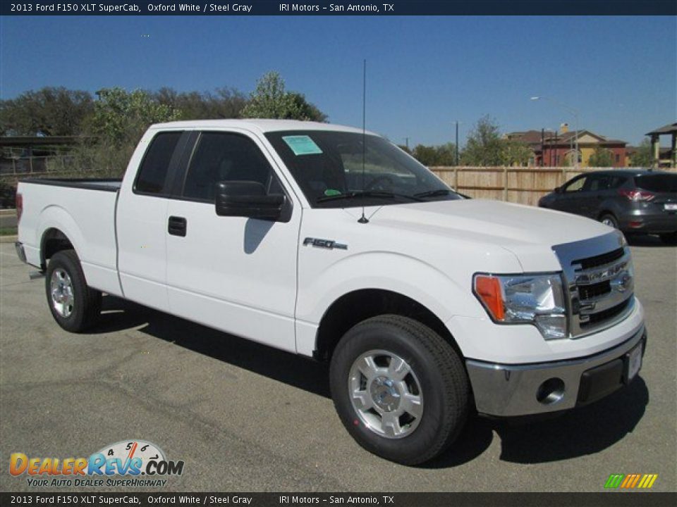 2013 Ford F150 XLT SuperCab Oxford White / Steel Gray Photo #1