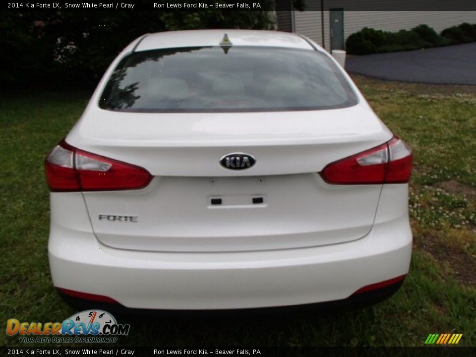 2014 Kia Forte LX Snow White Pearl / Gray Photo #7